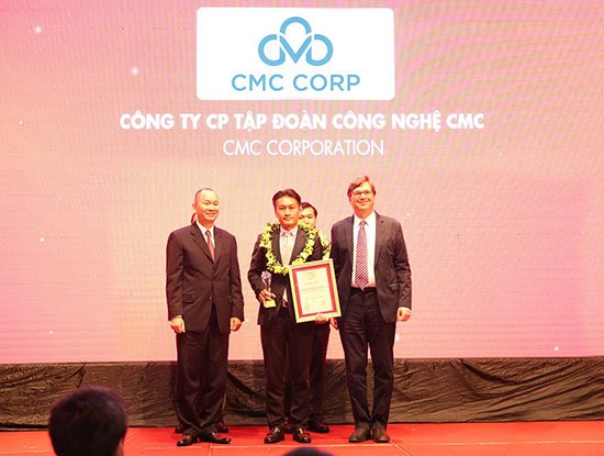 CMC - Vinh danh trong Sự kiện Make in Vietnam 